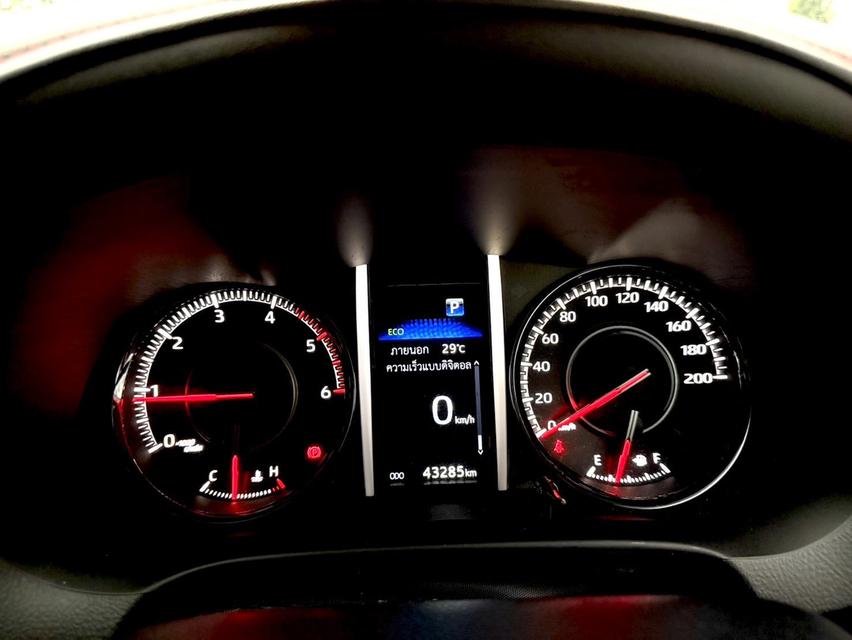 FORTUNER 2.8 GR SPORT BLACK TOP 4WD รูปที่ 18