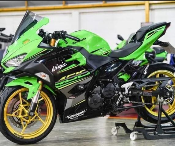 Kawasaki Ninja H2R สีเขียว 2