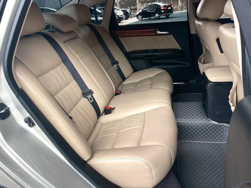 Mitsuoka Galue 2.5 ปี11 14