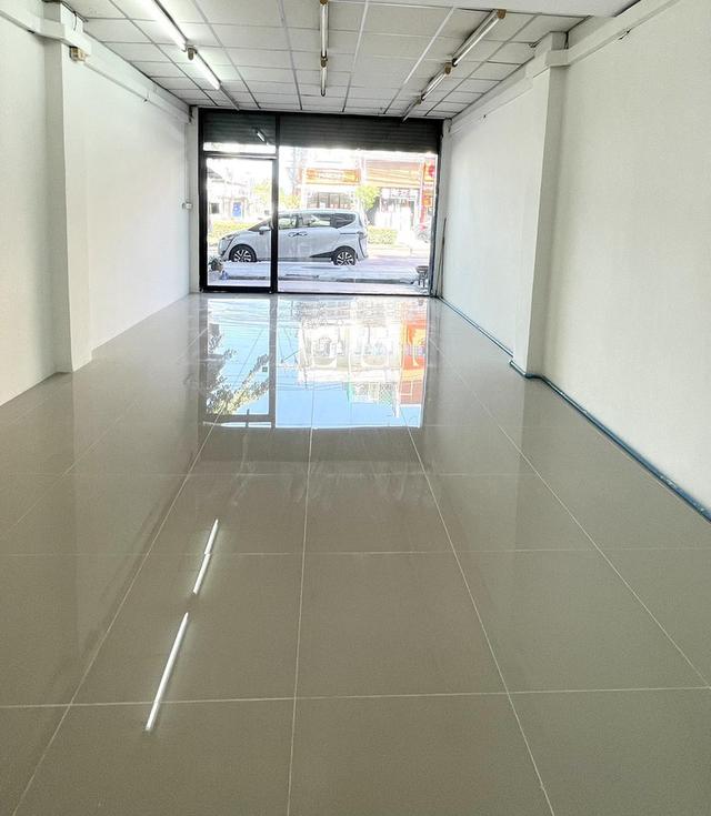 ให้เช่าอาคารพาณิชย์ 4 ชั้น (มีดาดฟ้า) ซ.สุขุมวิท 105 (ลาซาล 28) 3