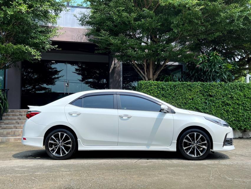 2019 TOYOTA ALTIS 1.8 ESPORT OPTION รถมือเดัยวออกป้ายแดง รถวิ่งน้อย ประวัติศูนย์ครบ ไม่มีอุบัติเหตุครับ 2