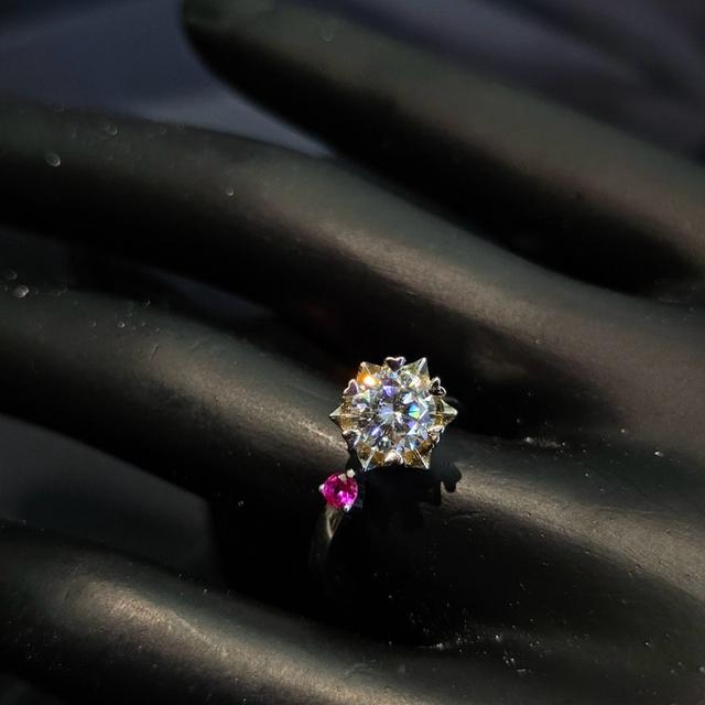 แหวนที่ เหมาะสำหรับคุณผู้ หญิง หรูหรา สวยงาม มีใบรับรองทุกชิ้น 5