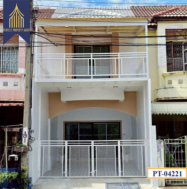 ทาวน์เฮาส์ปิยะวรารมย์ราคาย่อมเยาว์ไทรน้อย 1