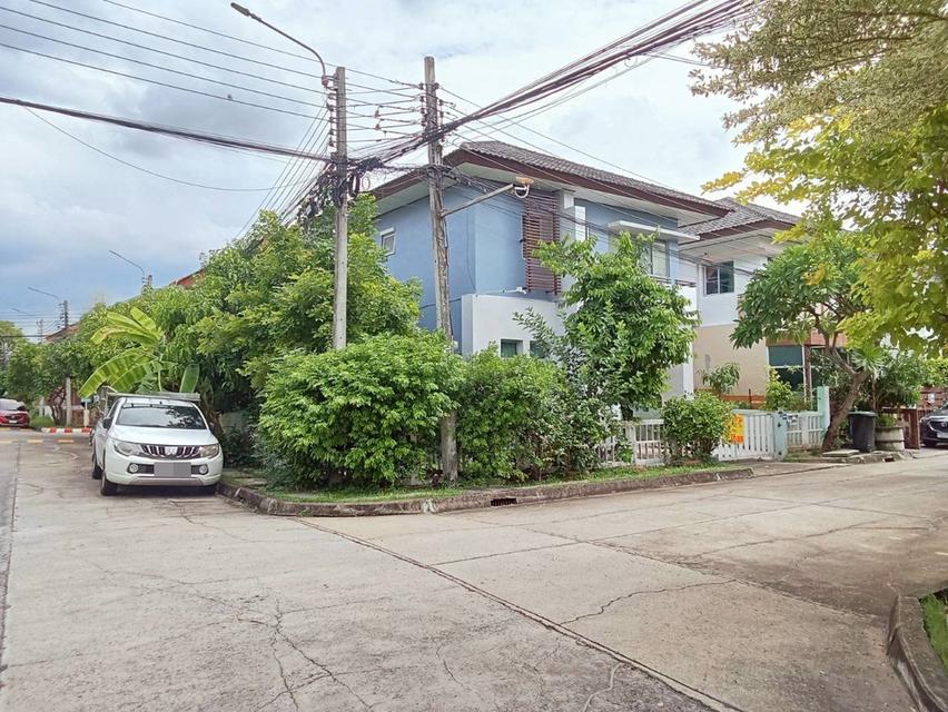 ขายบ้านแฝด 2 ชั้น หลังมุม หมู่บ้านพร้อมพัฒน์กรีนโนวา ใกล้ซาฟารีเวิลด์ 3