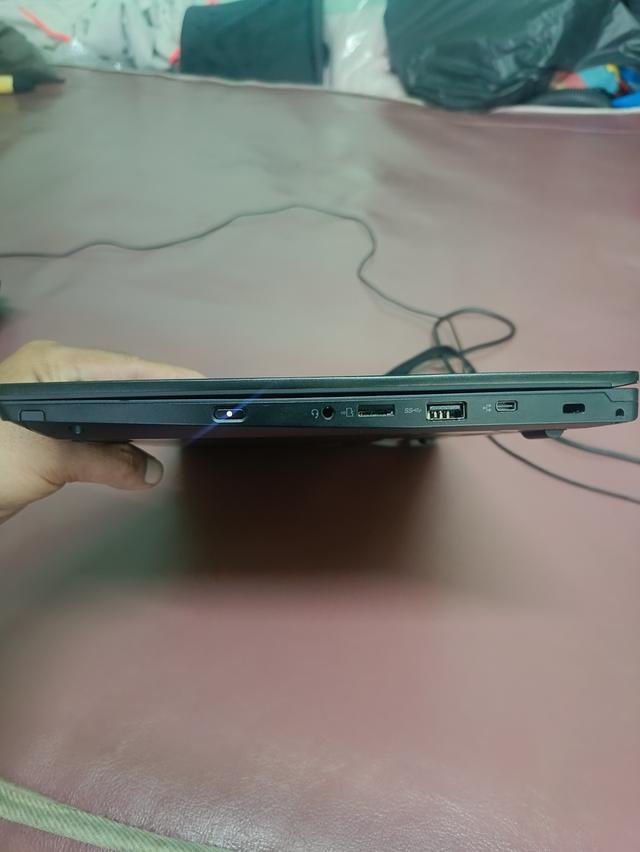 โน๊ตบุ๊คน้ำหนักเบา สเปค i5 ram4กิ๊ก ราคา 3,500 บาท 3