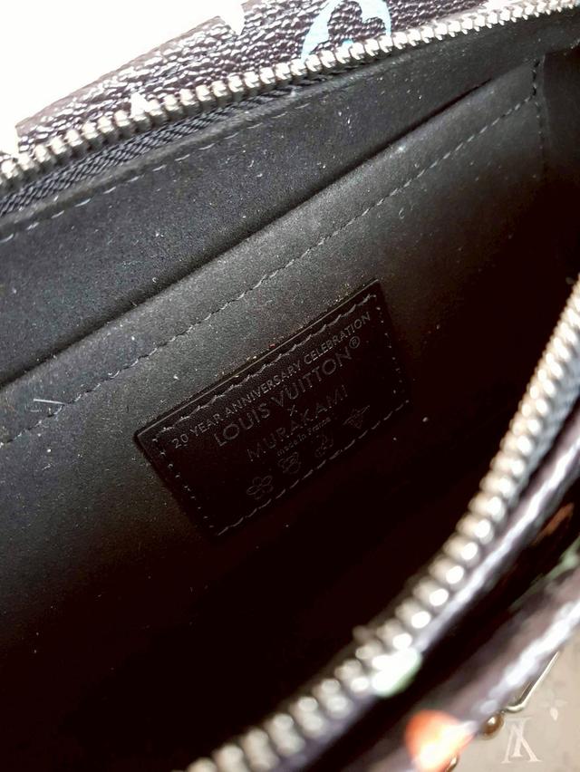 LV x TM ONTHEGO EAST WEST CHAIN ✅ (12,500฿)🔥 size : 13 x 10 x 25 cm