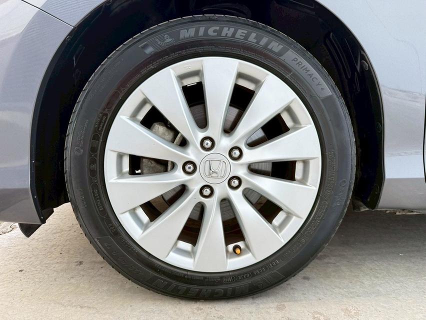 HONDA ACCORD 2.0EL 2013 สีเทา มือเดียว 16