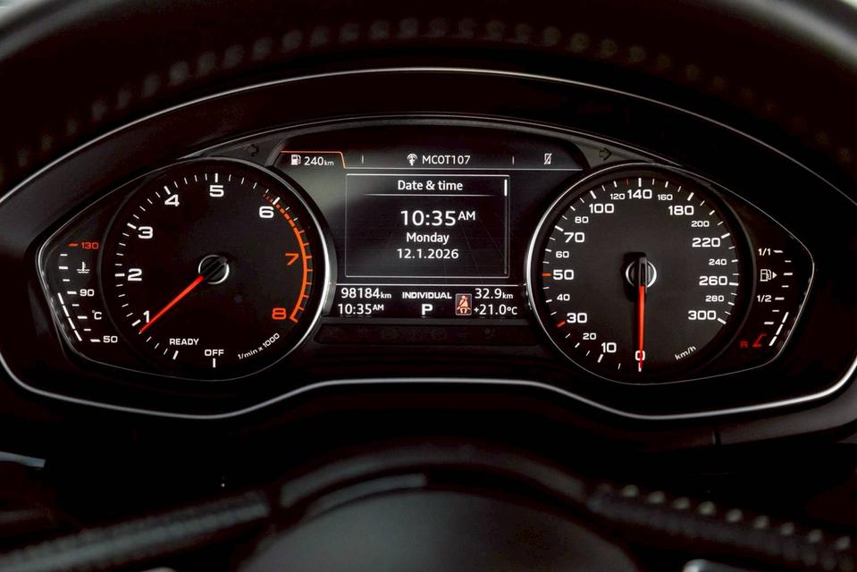 รหัสรถ PR221 Audi A4 Avant 45 TFSI Quattro S line Black Edition (2019) รูปที่ 10