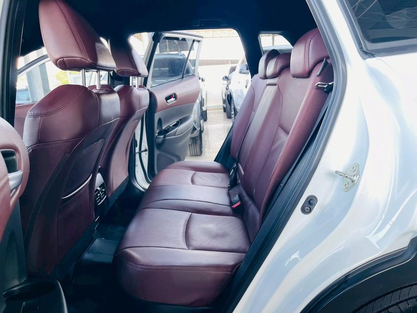 Toyota Corolla Cross 1.8 Hybrid Premium ปี 21จด22 มือแรกไมล์แท้ รูปที่ 13