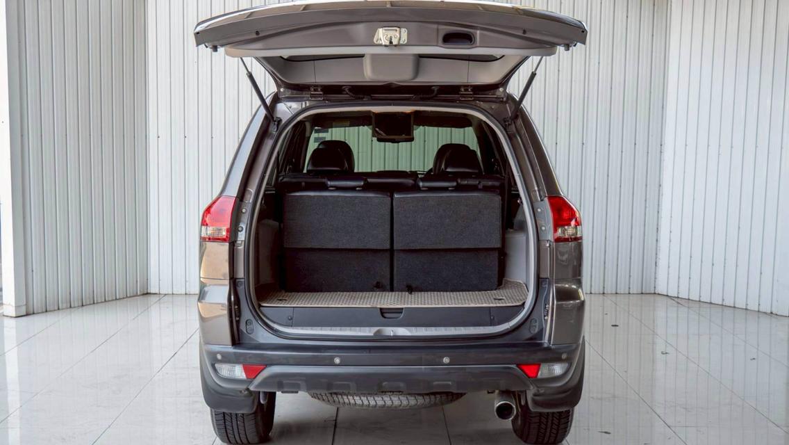 MITSUBISHI PAJERO SPORT 2.5 GT เกียร์AT ปี 2013 สีขาว โฉม ปี08-15 รูปที่ 7