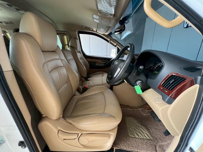HYUNDAI GRAND STAREX 2.5 VIP ปี 11 รถสวย ไมล์น้อย  14