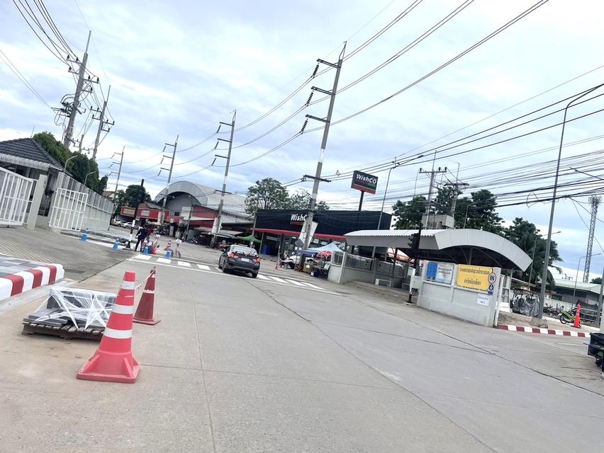 ขายที่ดินพร้อมสิ่งปลูกสร้าง เนื้อที่ 2ไร่ 3ตรว. ติดถนน 2ด้าน หน้ากว้าง 48เมตร ลึก 90เมตร 2