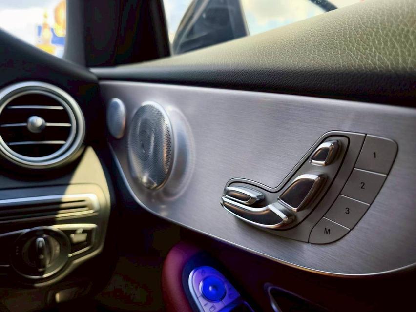 รหัสรถ KPV6552 2022 BENZ C200 2.0 COUPE AMG DYNAMIC  16