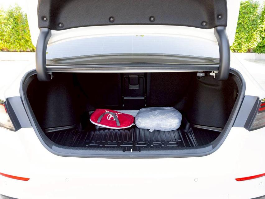 Honda Accord 2.0 e:Hev RS ปี 2024 14