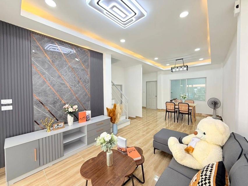 หมู่บ้านพนาสนธิ์วิลล่า นิมิตรใหม่ 4