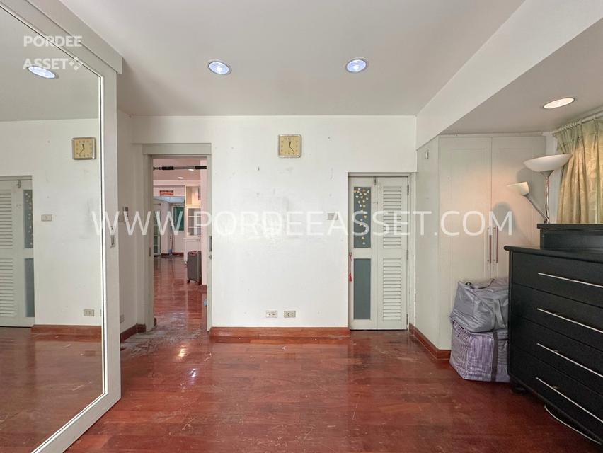 บ้านชั้นเดียว 64 ตร.ว. รัชดานิเวศน์ ประชาราษฎร์บำเพ็ญ24 ใกล้รถไฟฟ้า MRT ห้วยขวาง สุทธิสาร เข้าออกได้หลายทาง รัชดาภิเษก ลาดพร้าว เหม่งจ๋าย เลียบด่วนเอก 11