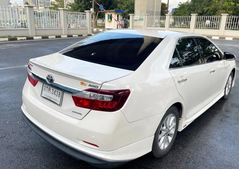 Toyota Camry 2.0g Extremo Top Full Option 8