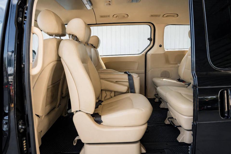 HYUNDAI H1, ELITE NS ปี 2022 จด 2023 สีดำ โฉม ปี18-ปัจจุบัน รูปที่ 13