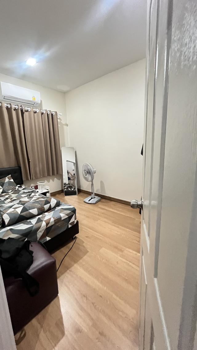 ทาวน์โฮม 2 ชั้น 9