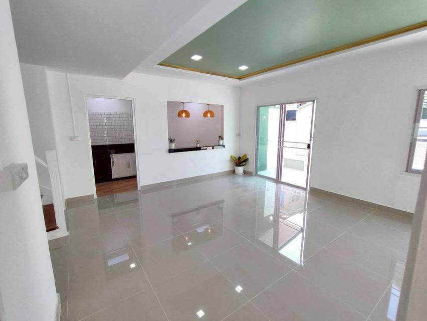 หมู่บ้านพฤกษา18/1 .. 5