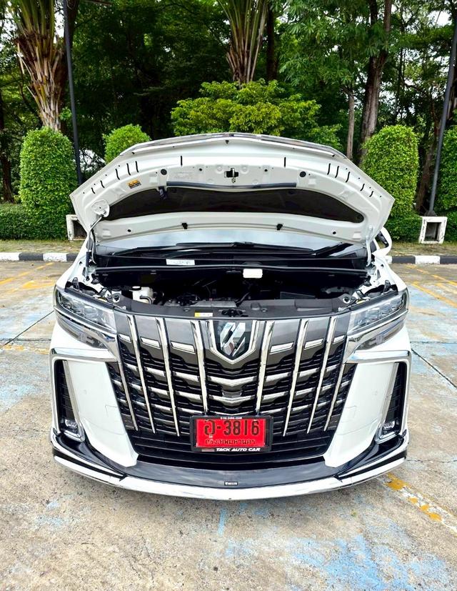 Toyota ALPHARD 2.5SC PACKAGE สีขาว ปี 2023 ไมล์ 34,000 กม.  6