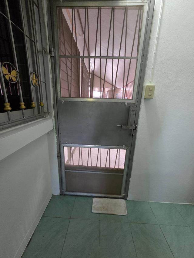 บ้านเดียวสามห้องนอนสองห้องน้ำ 18