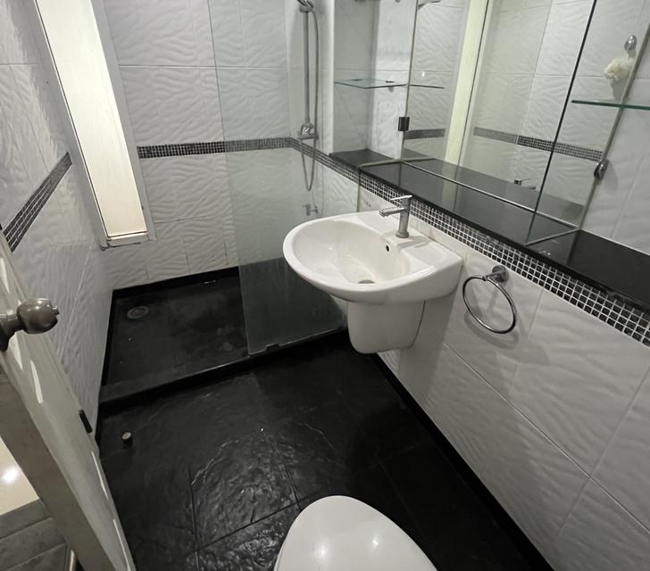 คอนโด ศิริน เรสซิเดนซ์ พัฒนาการ 3