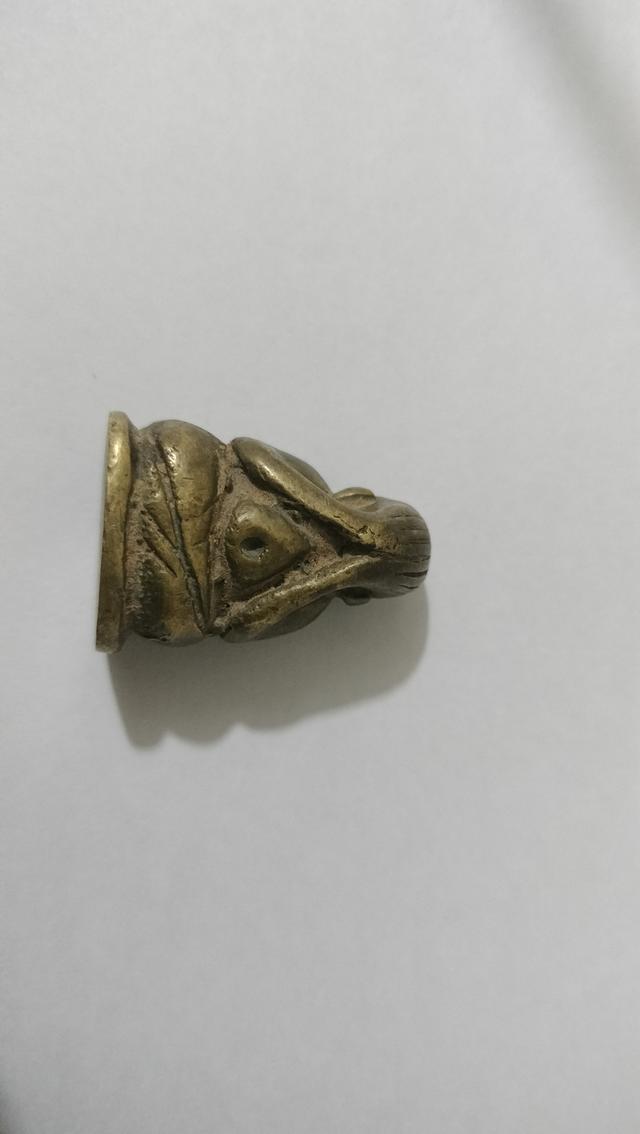 พระเครื่องพระปิดตาเนื้องทองคำ รูปที่ 3