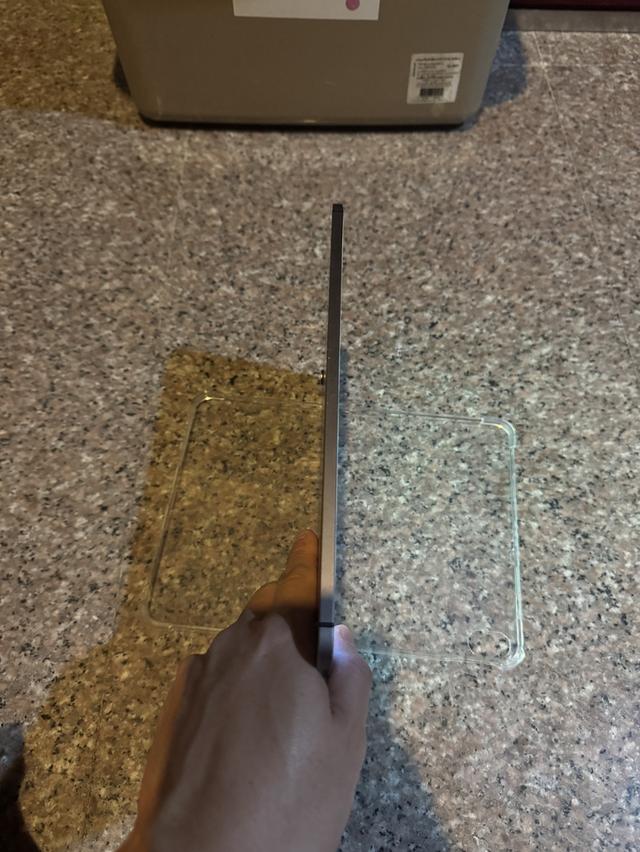 ขายๆๆๆถูกๆๆiPadPro11นิ้วสีSpace Gray 64กิ๊กWifi Celluer ใส่ซิมได้ใช้งานดีทุกๆฟังชั่นสูนTrueทุกๆฟังชั่นรีสโตได้ตลอดไม่มีติดไอคราว Model TH/A   สภาพ: 95 5