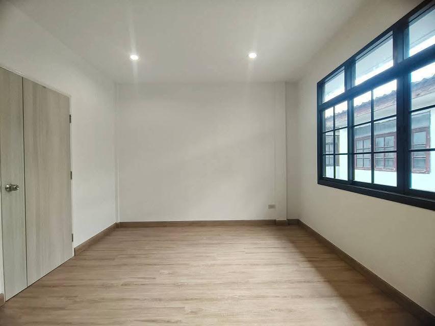 ทาวน์โฮม 2 ชั้น หมู่บ้าน ราณี ซ อ ย น ว มิ น ท ร์ 1 3 5  พร้อมทำเรื่องกู้ให้ฟรี 10