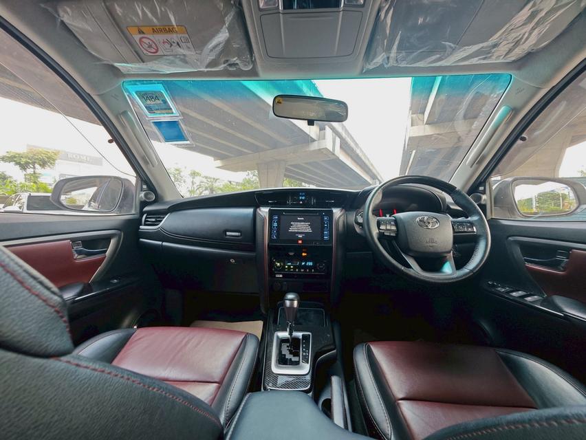Toyota Fortuner 2.8 TRD Sportivo ปี 2018 รูปที่ 5