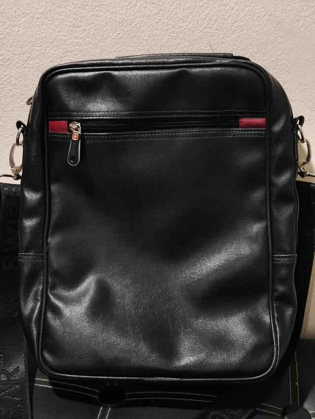 กระเป๋าสะพาย SWISSGEAR 13 นิ้ว ราคารวมส่ง 2