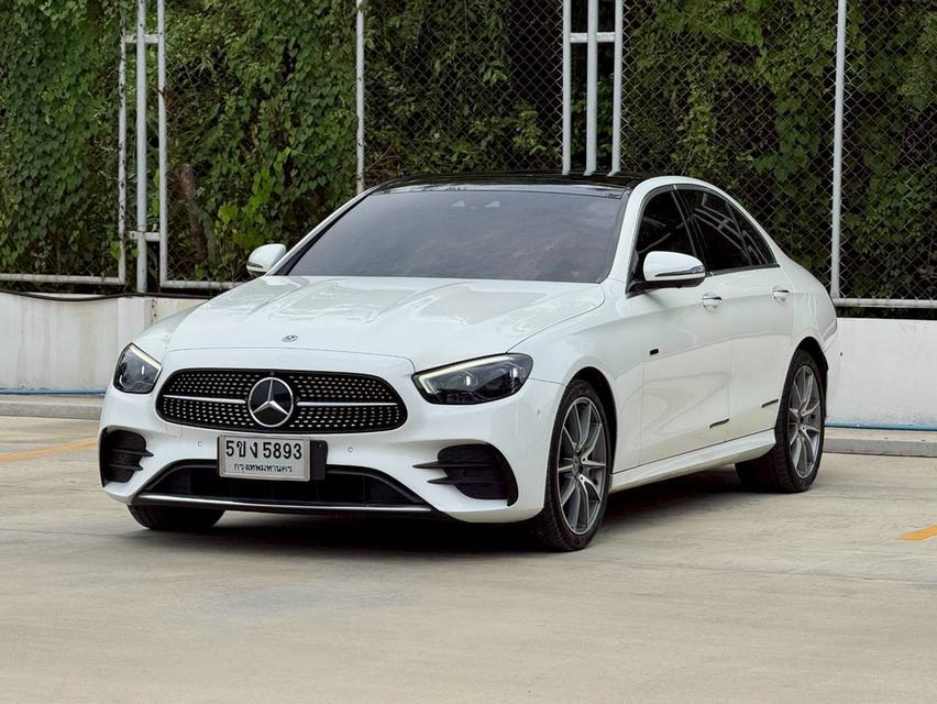Mercedes Benz E300e AMG Dynamic Facelift (W213)
