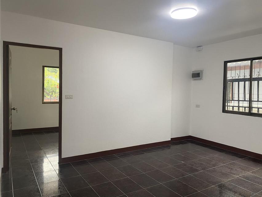 🏡🌟 ให้เช่าด่วน! บ้านเดี่ยวเล่นระดับ 3 นอน  พื้นที่กว้างขวาง เป็นส่วนตัวสูง!  มาตรฐานคุณภาพพรีเมียม ทำเลเด่น 7