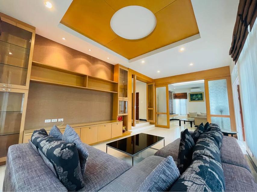 ให้เช่าบ้านเดี่ยว 3 ชั้น หลังใหญ่  ซ.รัชดา 32 พร้อมเข้าอยู่ สิ้น พ.ค. 6