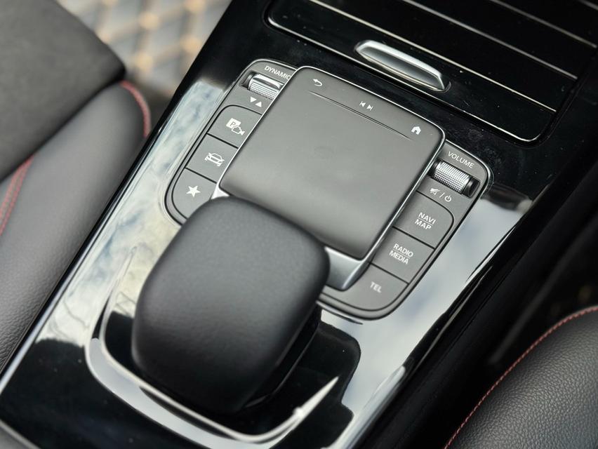 Mercedes-Benz A200 AMG Dynamic ปี 2021เลขไมล์ 85,xxx km. รูปที่ 16