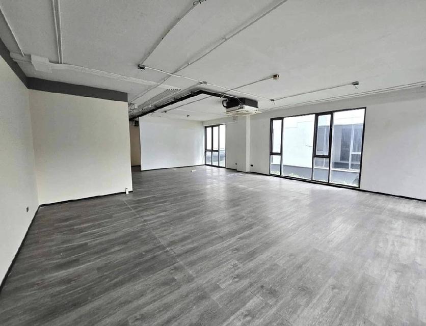 ให้เช่า โฮมออฟฟิศ / Home Office 5 ชั้น / ทำเล พระราม 9 / โครงการ ดิ เอเลเมนท์ พระราม 9 7