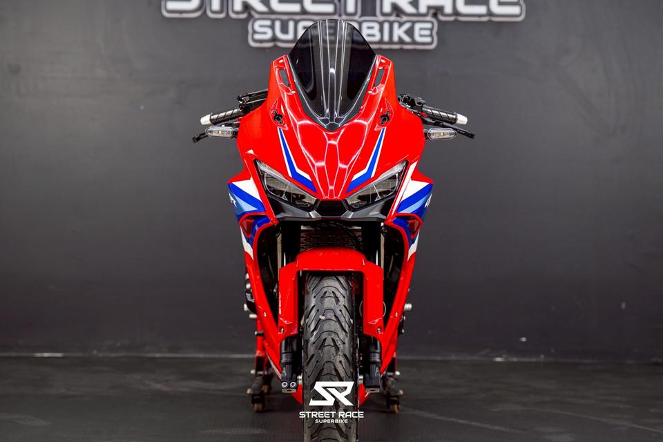 HONDA CBR500R 2024 สีแดง ท่อ Akrapovic รูปที่ 7