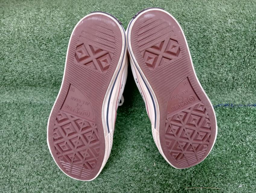 CONVERSE ผ้าใบหุ้มข้อมือสอง สภาพเหมือนใหม่ จัดส่งฟรี!!!เก็บปลายทาง