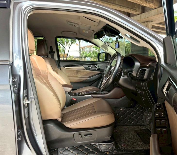 2023 Isuzu MU-X 1.9 ULTIMATE รถสวยจัดมือเดียว  8