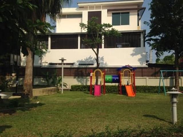 ให้เช่าทาวน์โฮม 3 ชั้น 18 ตร.ว. ย่านพระราม 3 ซอยนนทรี 20 ตกแต่งพร้อมอยู่ ใกล้ทางด่วน 8