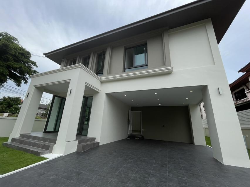 ขายบ้านเดี่ยวอารีนา การ์เดนท์ เสรีไทย 3 - 71 ตร.ว. 330 ตร.ม. บ้านรีบิ้วสไตล์โมเดิร์น สวยมาก!! 1