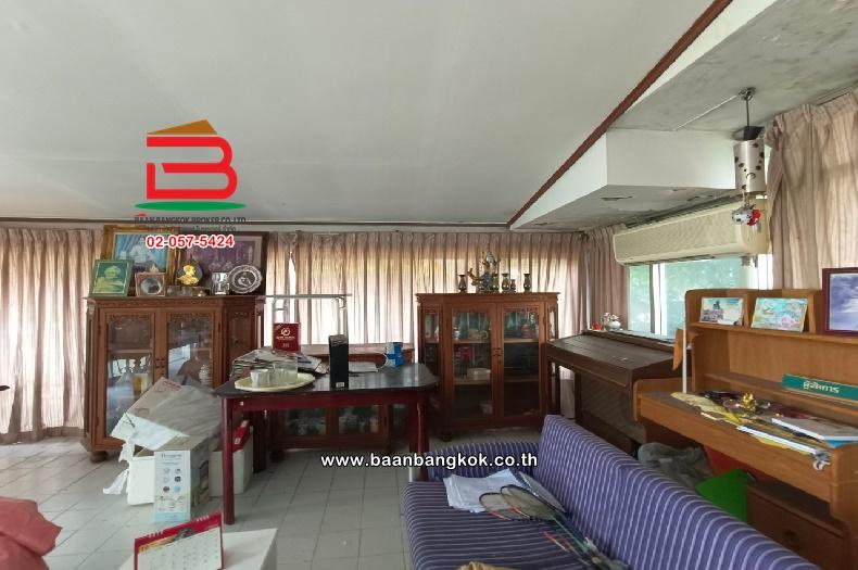 บ้านเดี่ยว 2 ชั้น หมู่บ้าน พัฒนสมบัติ เนื้อที่ 99 ตรว ซอยฉิมพลี 28 แขวงฉิมพลี เขตตลิ่งชัน กรุงเทพมหานคร 3