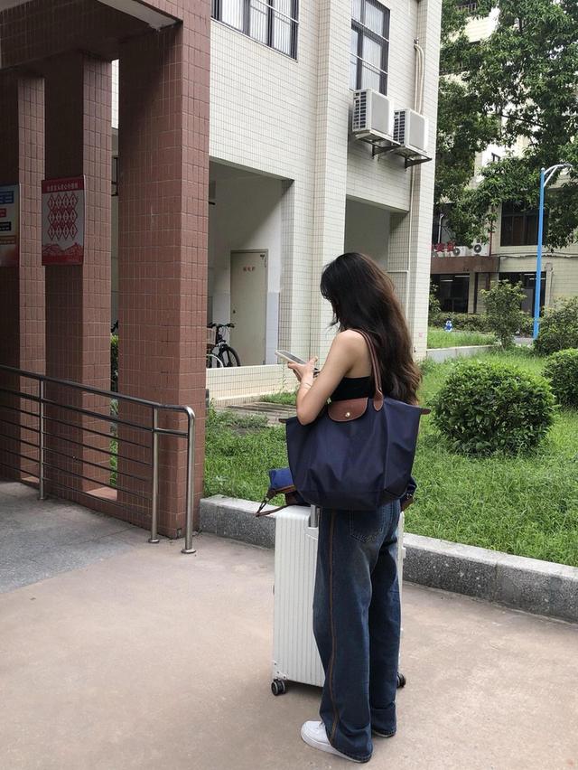 กระเป๋า เลอปิยาจ Le Pliage Original M Tote Bag Navy สีน้ำเงิน หูยาว ไซส์เอ็ม 