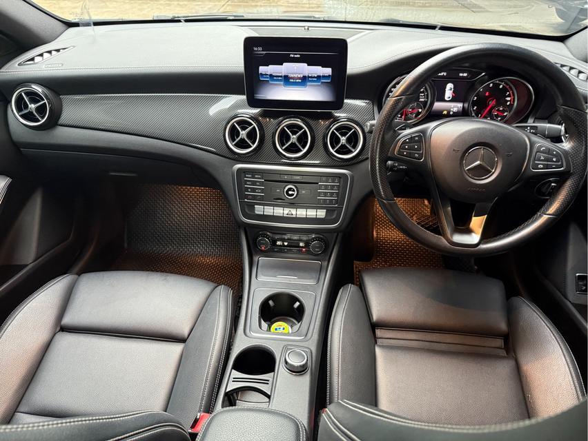 Mercedes-Benz CLA250 AMG Facelift "Night Edition" 2019  14