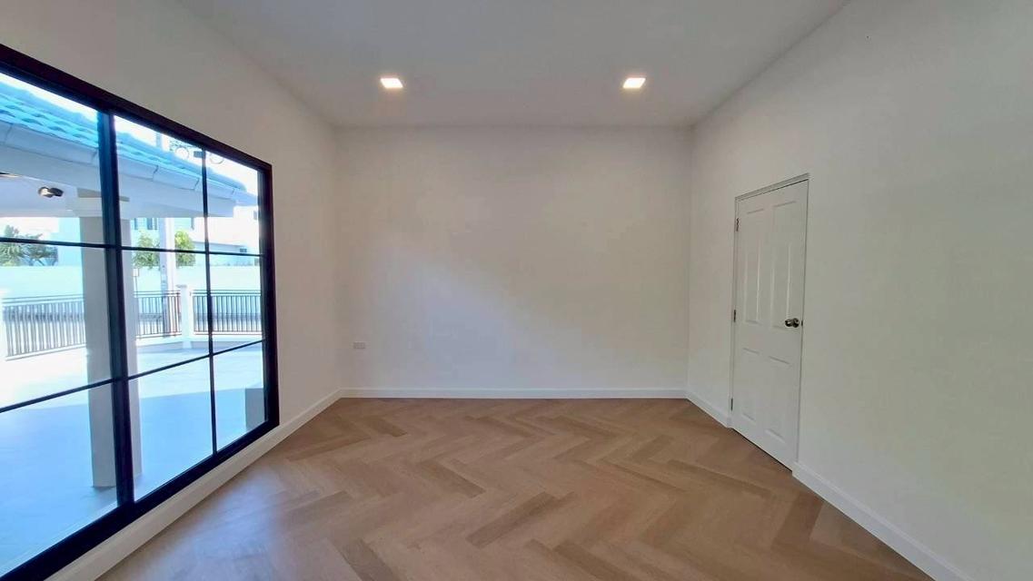 หมู่บ้านกาญจนลักษณ์3  ติดถนนกาญจนาภิเษก 18