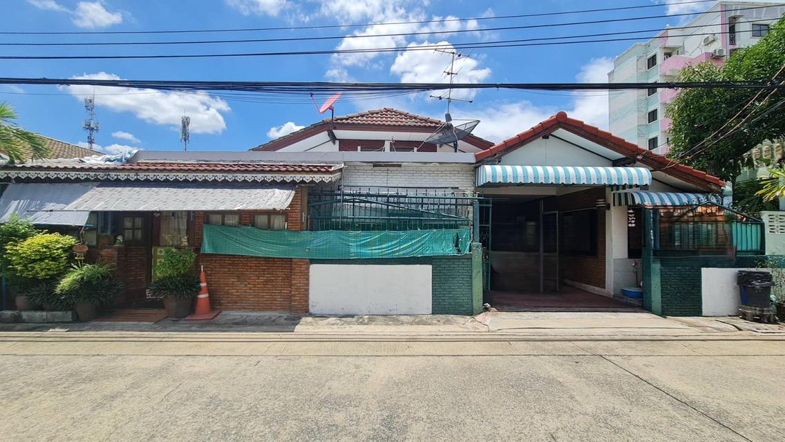ขายบ้านเดี่ยว 1 ชั้น กลางใจเมืองรัชดานิเวศน์ แยก7 2