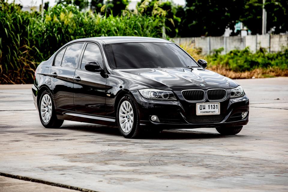 Bmw 318i ปี 2010 สีดำ มือเดียวป้ายแดง