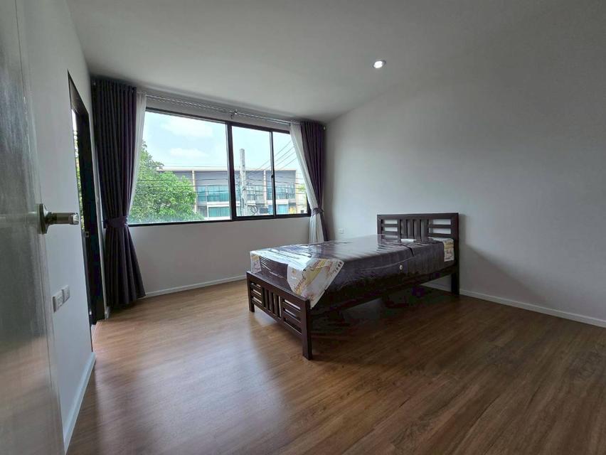 ให้เช่า ทาวน์โฮม 3 ชั้น หมู่บ้านกลางเมือง ลาดพร้าว-เสรีไทย ซอยเสรีไทย 52 ถนนเสรีไทย แขวงคันนายาว เขตคันนายาว กรุงเทพมหานคร 14