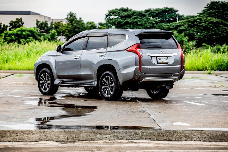 MITSUBISHI PAJERO SPORT 2.4 GT Premium ปี 2019 สีเทา มือเดียวป้ายแดง 9